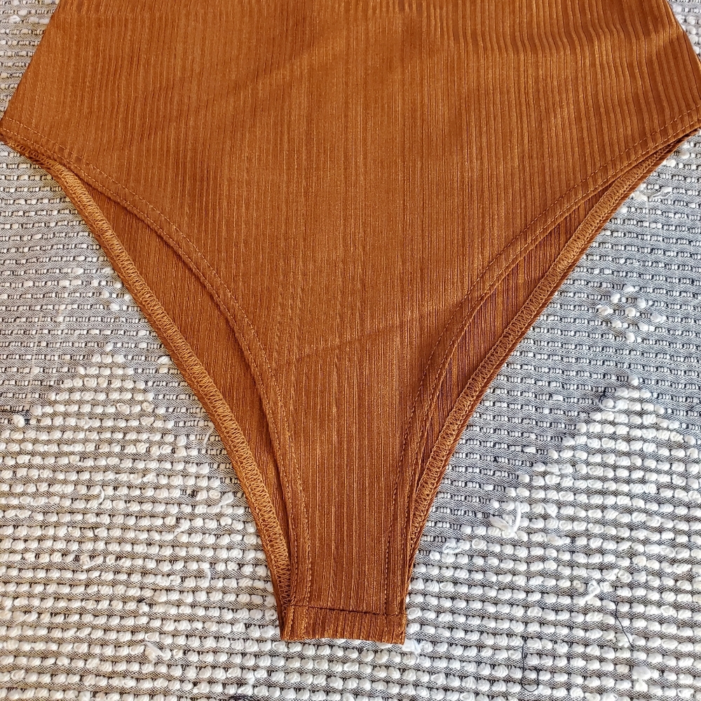The East Order x REVOLVE bodysuit cocoa XS - Picture 5 of 12